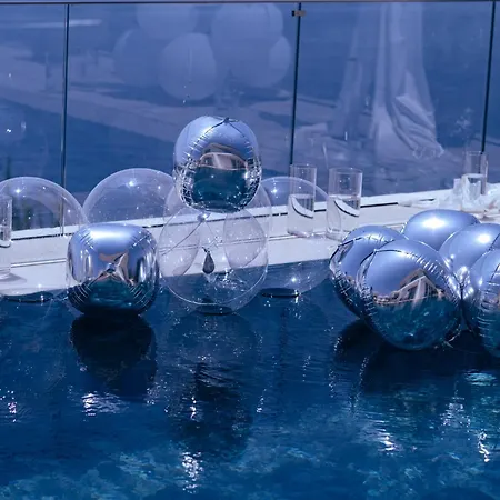 Hotel Infinity-luxury