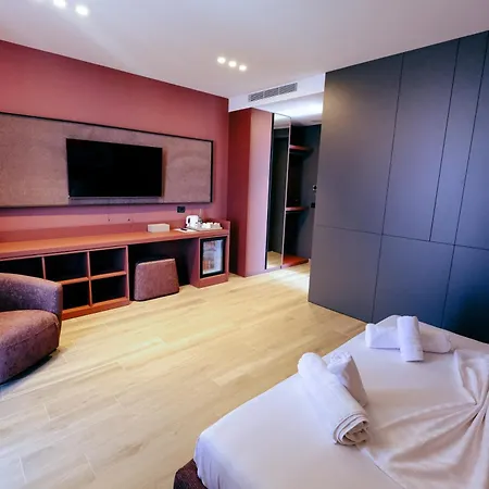 Hotel Infinity-luxury 4*