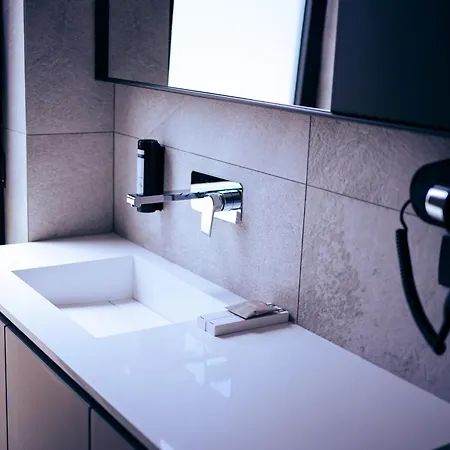 Infinity-luxury 4*