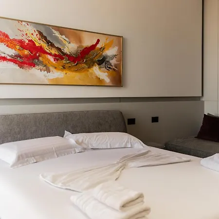 Infinity-luxury 4* Himarë