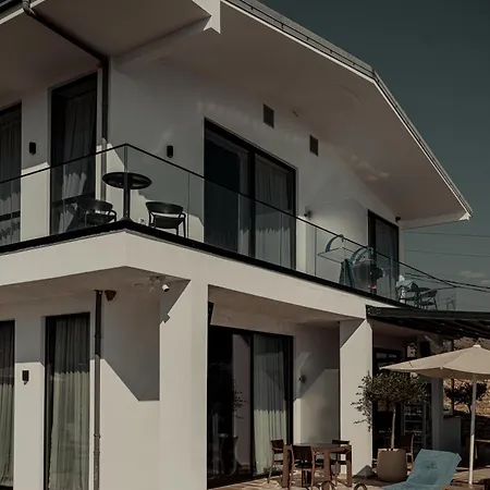 Infinity-luxury Himarë