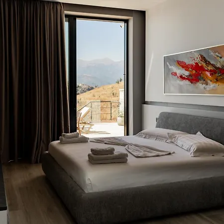 Infinity-luxury Hotel