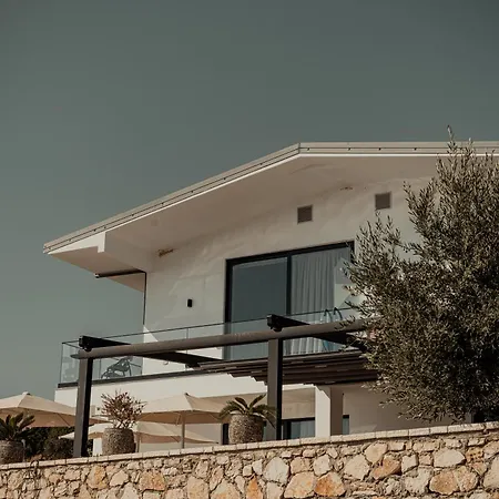 Hotel Infinity-luxury Himarë
