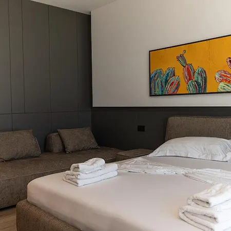 Infinity-luxury 4*