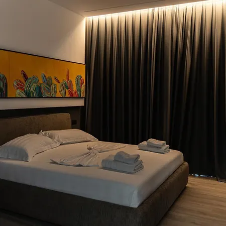 Hotel Infinity-luxury 4*