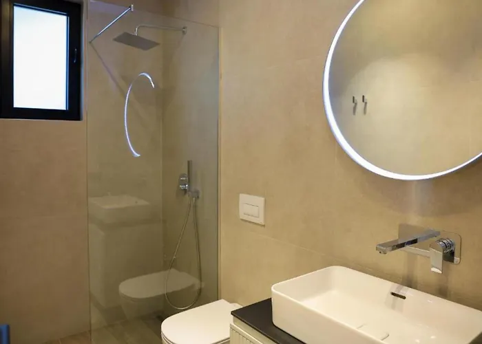 Infinity-luxury Hotel 4*